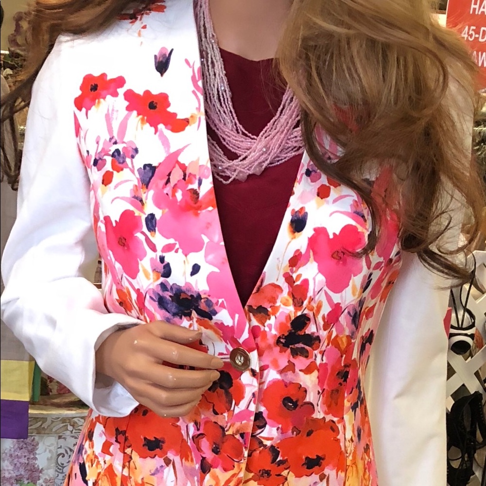 STUNNING JACKET